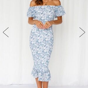 Blue white floral Hello Molly Blessings dress size 2